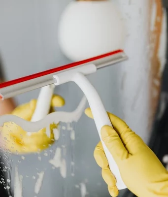 6 Reasons Why Regular Cleaning Makes For A Better Work Environment
