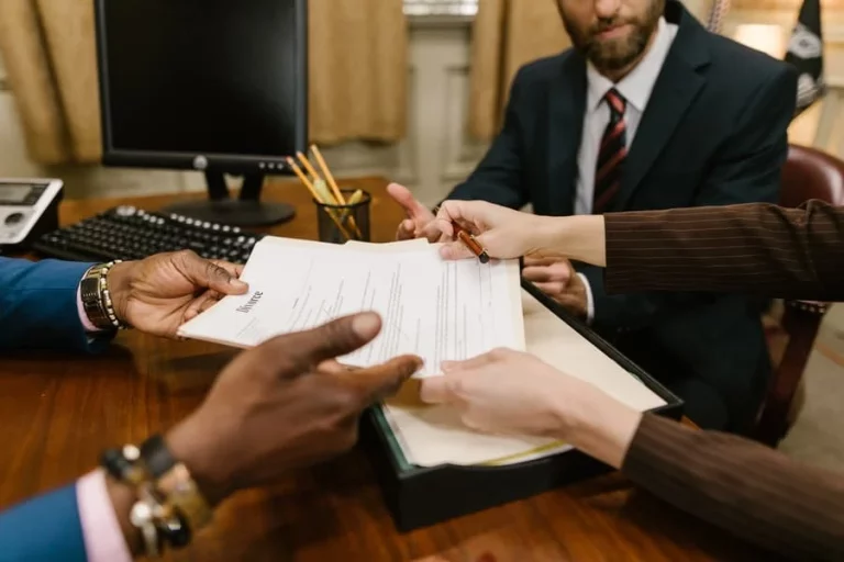 How Can Lawyers Help Digital Businesses To Stay On The Top Of Tech-Related Legal Changes