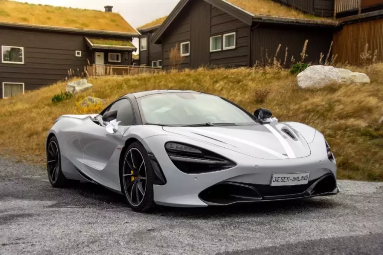 Why Is Everyone Crazy About Having A Sports Car?