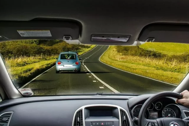 6 Ways To Improve Safety While Driving