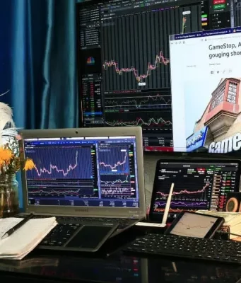 Day Trading Vs. Forex Trading