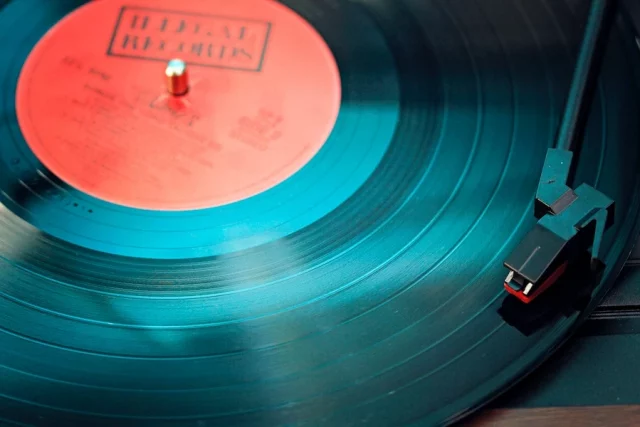 5 Tips You Need To Learn About Vinyl Record Storage