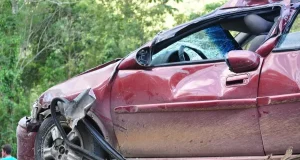 6 Ways A Lawyer Can Help You After A Devastating Car Crash