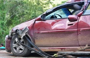 6 Ways A Lawyer Can Help You After A Devastating Car Crash