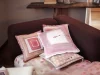 Smart Ways To Buy Comfortable & Beautiful Cushions For Your House