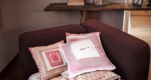 Smart Ways To Buy Comfortable & Beautiful Cushions For Your House