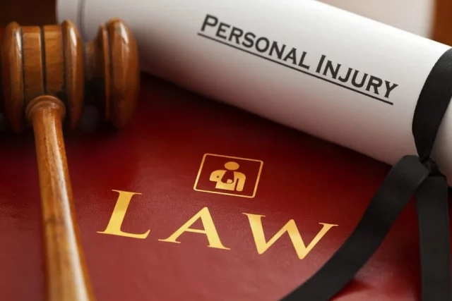 6 Ways Lawyers Can Help After An Accident