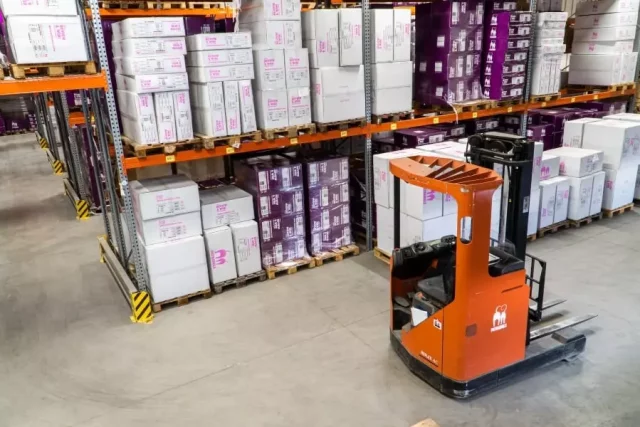 The Benefits Of Getting The Right Warehouse Equipment