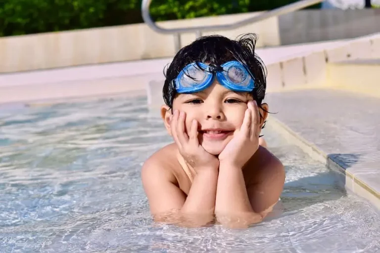 Splish Splash Success: Why Baby Water Lessons Are Making Waves In Early Development