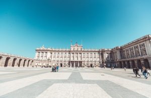 Best Palaces To Visit in Europe With Kids