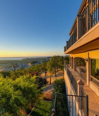 How To Navigate Selling Jointly Owned Real Estate With Ease