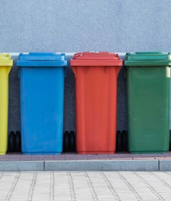 How To Properly Dispose Of Your Old Belongings After A Renovation