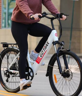 Why Renting An E-bike Is The Best Way To Experience 30A