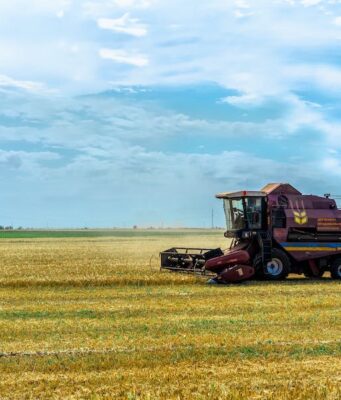 Why Are Billionaires Buying Farmland