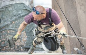 Signs You Need Professional Concrete Repair Services      