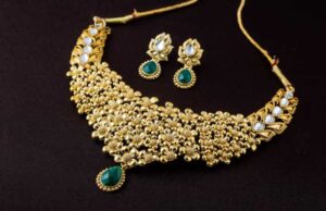 What Makes a Necklace the Ultimate Fashion Statement?