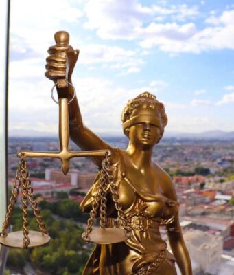 Maritime Law vs Common Law