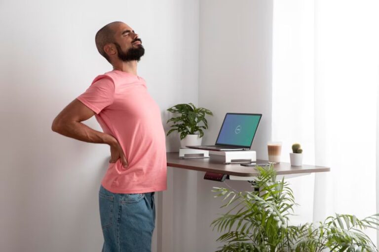 What doctor to see for lower back and hip pain: Best Specialists to Help You Heal