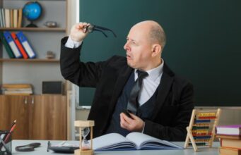 How an OUI Lawyer Can Challenge Breathalyzer and Field Sobriety Test Results